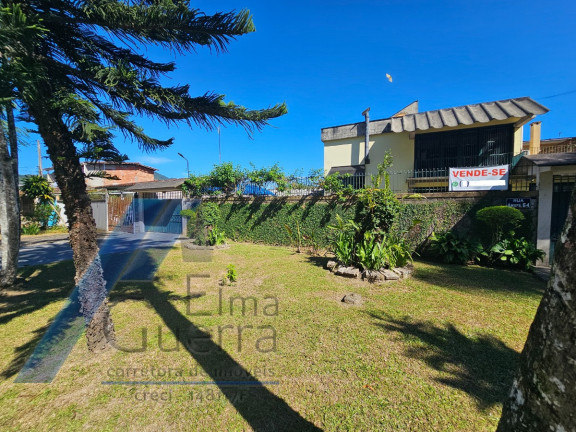 Imagem Casa com 5 Quartos à Venda, 196 m² em Centro - Ubatuba Imagem Casa com 5 Quartos à Venda, 196 m² em Centro - Ubatuba