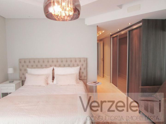 Imagem Apartamento com 3 Quartos à Venda, 198 m² em Centro - Balneário Camboriú Imagem Apartamento com 3 Quartos à Venda, 198 m² em Centro - Balneário Camboriú