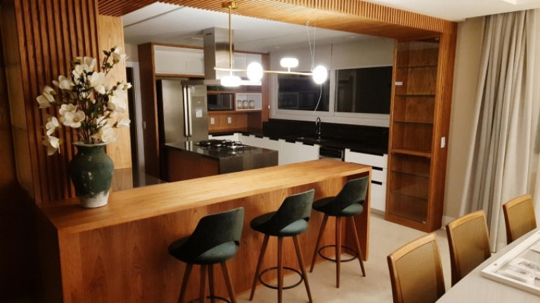 Imagem Apartamento com 3 Quartos à Venda, 176 m² em Planalto - Gramado