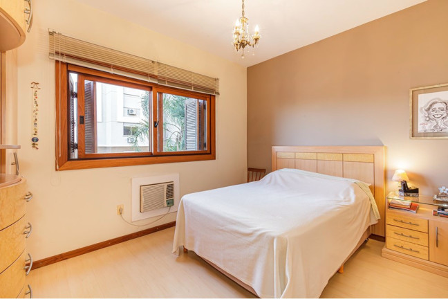 Imagem Apartamento com 1 Quarto à Venda, 77 m² em Bom Fim - Porto Alegre Imagem Apartamento com 1 Quarto à Venda, 77 m² em Bom Fim - Porto Alegre