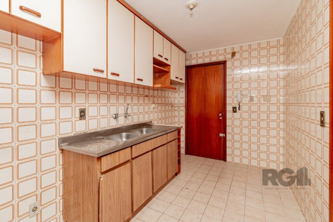Imagem Imóvel com 2 Quartos à Venda, em Sao Joao - Porto Alegre Imagem Imóvel com 2 Quartos à Venda, em Sao Joao - Porto Alegre