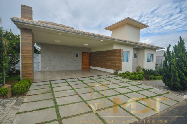 Casa com 4 Quartos à Venda, 375 m² em Condomínio Residencial Gran Park I - Vespasiano