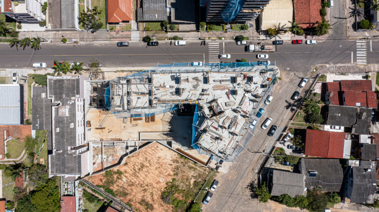 Imagem Apartamento com 3 Quartos à Venda, 121 m² em Centro - Torres
