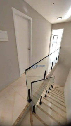Imagem Casa com 4 Quartos à Venda, 180 m² em Edson Queiroz - Fortaleza Imagem Casa com 4 Quartos à Venda, 180 m² em Edson Queiroz - Fortaleza