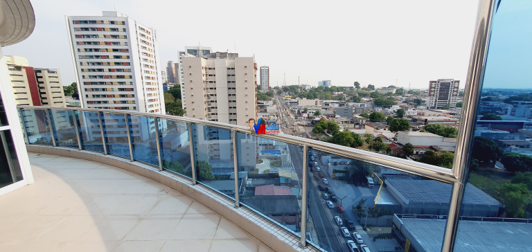 Imagem Cobertura com 4 Quartos à Venda, 300 m² em Adrianópolis - Manaus
