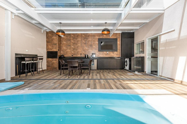 Imagem Sobrado com 3 Quartos à Venda, 118 m² em Campo Comprido - Curitiba Imagem Sobrado com 3 Quartos à Venda, 118 m² em Campo Comprido - Curitiba