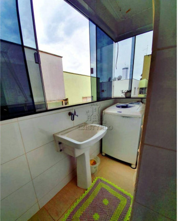 Imagem Apartamento com 2 Quartos à Venda, 50 m² em San Fernando - Londrina