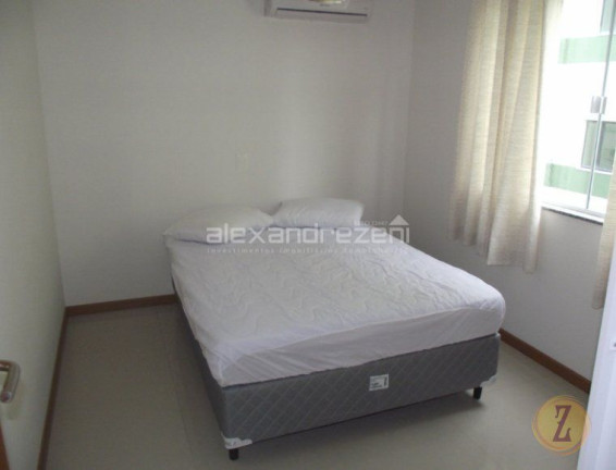 Imagem Apartamento com 2 Quartos para Temporada, 75 m² em Bombas - Bombinhas Imagem Apartamento com 2 Quartos para Temporada, 75 m² em Bombas - Bombinhas