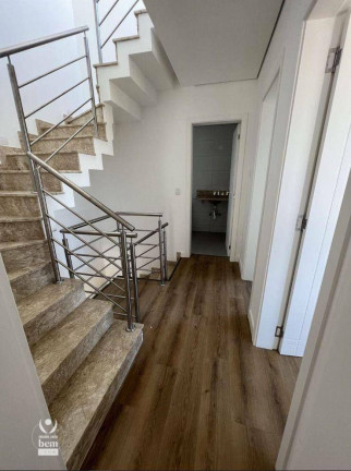 Imagem Sobrado com 3 Quartos à Venda, 104 m² em Tingui - Curitiba