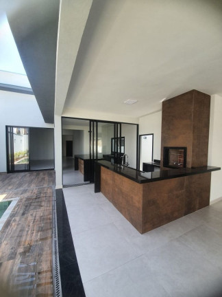 Imagem Imóvel com 3 Quartos à Venda, 188 m² em Jardim Tatuapé - Piracicaba Imagem Imóvel com 3 Quartos à Venda, 188 m² em Jardim Tatuapé - Piracicaba