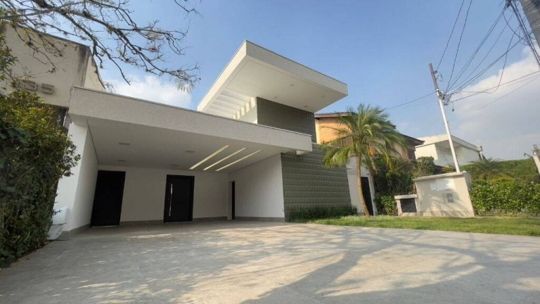 Imagem Casa com 3 Quartos à Venda, 310 m² em Alphaville 3 - Santana De Parnaíba Imagem Casa com 3 Quartos à Venda, 310 m² em Alphaville 3 - Santana De Parnaíba