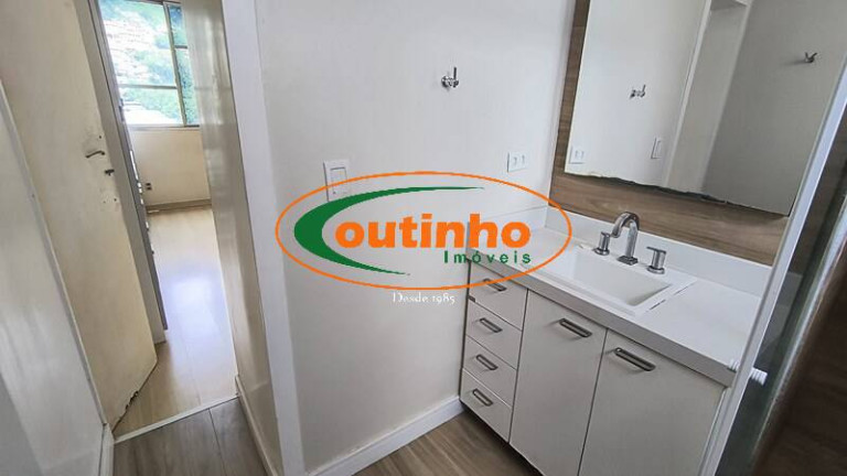 Imagem Apartamento com 3 Quartos à Venda, 102 m² em Tijuca - Rio De Janeiro Imagem Apartamento com 3 Quartos à Venda, 102 m² em Tijuca - Rio De Janeiro