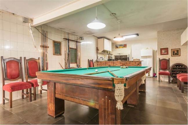 Imagem Casa com 4 Quartos à Venda,  em Três Figueiras - Porto Alegre