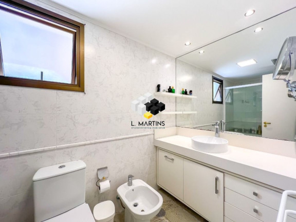 Imagem Apartamento com 3 Quartos à Venda, 183 m² em Petrópolis - Porto Alegre Imagem Apartamento com 3 Quartos à Venda, 183 m² em Petrópolis - Porto Alegre
