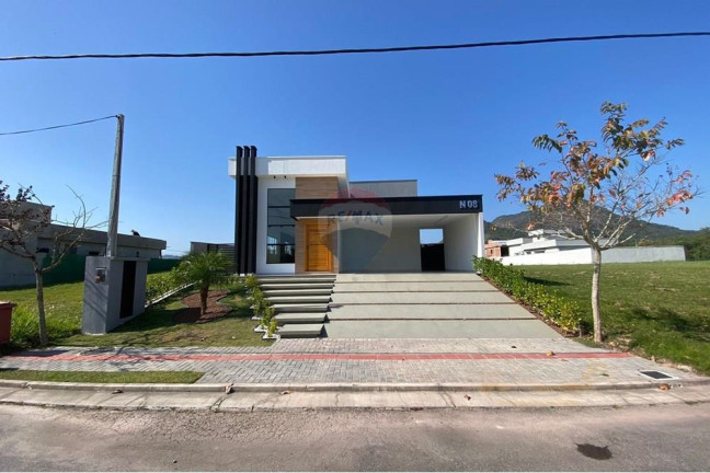 Casa de Condomínio com 3 Quartos à Venda, 182 m² em Inoa - Maricá