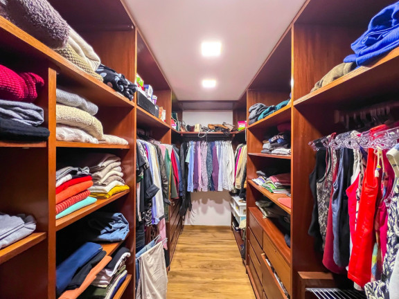 Imagem Apartamento com 4 Quartos à Venda, 278 m² em Moinhos De Vento - Porto Alegre