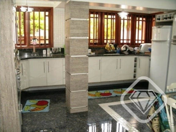 Imagem Casa com 4 Quartos à Venda, 510 m² em Tristeza - Porto Alegre Imagem Casa com 4 Quartos à Venda, 510 m² em Tristeza - Porto Alegre