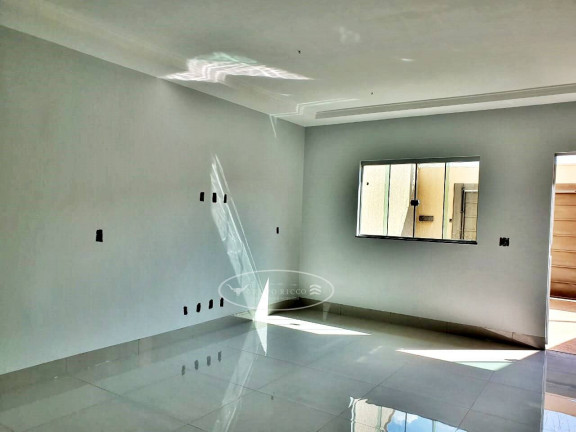 Imagem Casa com 3 Quartos à Venda, 122 m² em Moinho Dos Ventos - Goiânia Imagem Casa com 3 Quartos à Venda, 122 m² em Moinho Dos Ventos - Goiânia