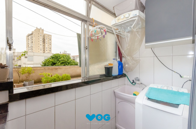 Imagem Imóvel com 2 Quartos à Venda, 64 m² em Jardim Botânico - Porto Alegre Imagem Imóvel com 2 Quartos à Venda, 64 m² em Jardim Botânico - Porto Alegre