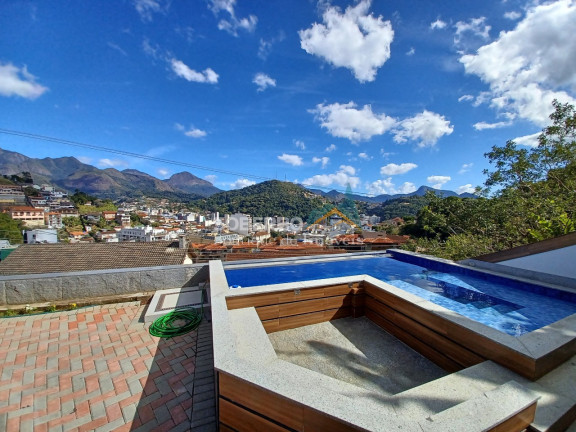 Imagem Casa com 4 Quartos à Venda, 600 m² em Parque São Luiz - Teresópolis Imagem Casa com 4 Quartos à Venda, 600 m² em Parque São Luiz - Teresópolis
