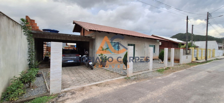 Imagem Casa com 3 Quartos à Venda, 140 m² em Santa Lidia - Penha Imagem Casa com 3 Quartos à Venda, 140 m² em Santa Lidia - Penha