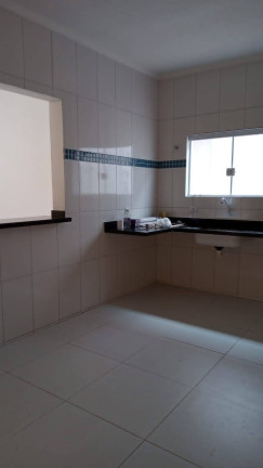 Imagem Casa com 3 Quartos à Venda, 195 m² em Parque Daville - Peruíbe