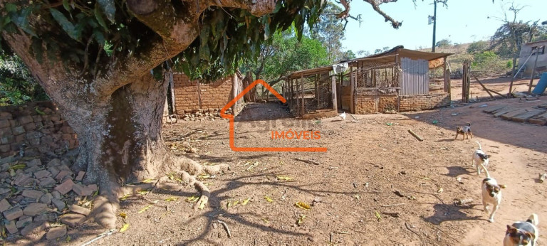 Imagem Imóvel com 3 Quartos à Venda, 300 m² em Alfenas - Alfenas Imagem Imóvel com 3 Quartos à Venda, 300 m² em Alfenas - Alfenas