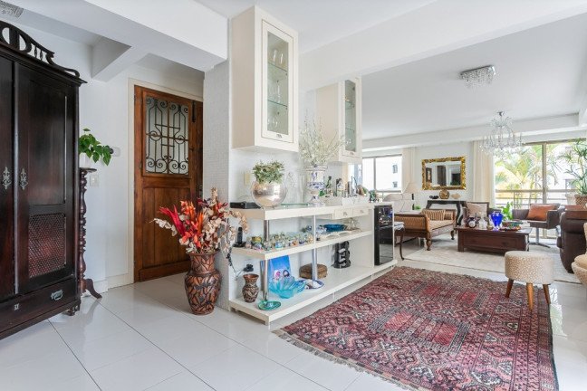 Imagem Apartamento com 2 Quartos à Venda, 145 m² em Centro - Florianópolis