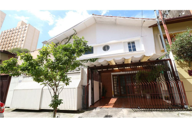 Imagem Casa com 4 Quartos à Venda, em Chácara Santo Antônio (zona Sul) - São Paulo Imagem Casa com 4 Quartos à Venda, em Chácara Santo Antônio (zona Sul) - São Paulo