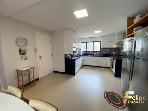 Imagem Imóvel com 5 Quartos à Venda, 248 m² em Centro - Guarapari Imagem Imóvel com 5 Quartos à Venda, 248 m² em Centro - Guarapari