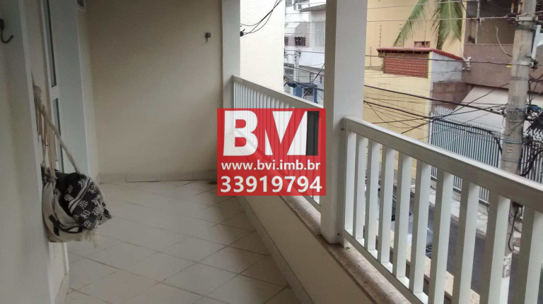 Imagem Casa com 3 Quartos à Venda, 402 m² em Olaria - Rio De Janeiro Imagem Casa com 3 Quartos à Venda, 402 m² em Olaria - Rio De Janeiro