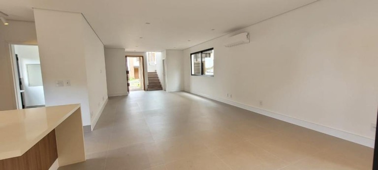 Imagem Sobrado com 3 Quartos à Venda, 200 m² em Sousas - Campinas Imagem Sobrado com 3 Quartos à Venda, 200 m² em Sousas - Campinas