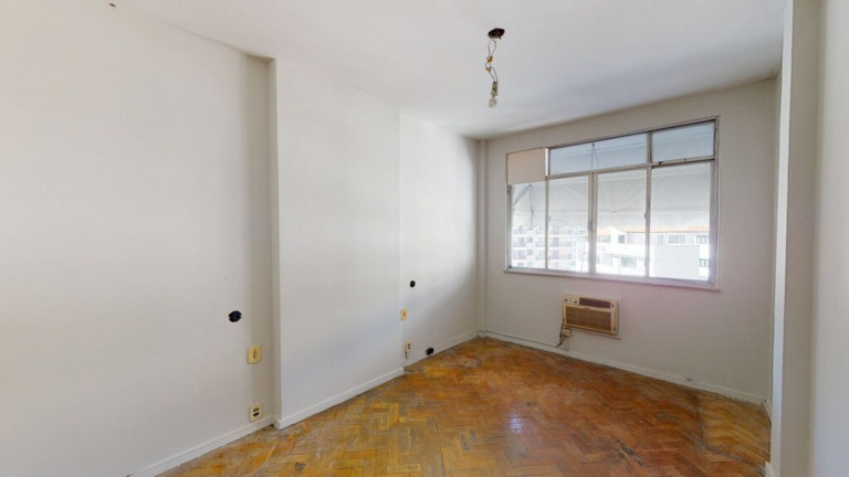 Imagem Imóvel com 2 Quartos à Venda, 66 m² em Botafogo - Rio De Janeiro Imagem Imóvel com 2 Quartos à Venda, 66 m² em Botafogo - Rio De Janeiro