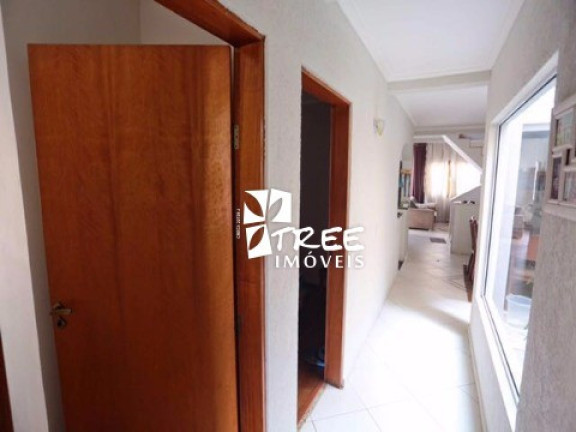 Imagem Casa com 4 Quartos à Venda, 200 m² em Jordanópolis - Arujá Imagem Casa com 4 Quartos à Venda, 200 m² em Jordanópolis - Arujá