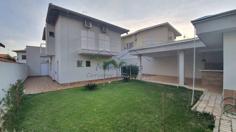 Imagem Casa com 3 Quartos à Venda, 425 m² em Condomínio Flamboyant - Pirassununga