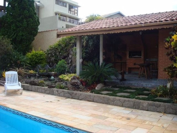 Imagem Casa com 3 Quartos à Venda, 503 m² em Jardim Siriema - Atibaia