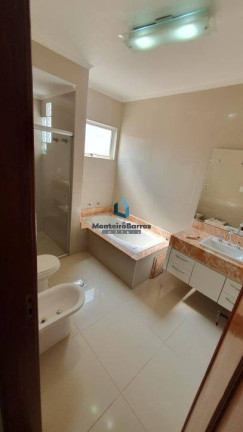 Imagem Casa com 4 Quartos à Venda, 290 m² em Nova Campinas - Campinas Imagem Casa com 4 Quartos à Venda, 290 m² em Nova Campinas - Campinas