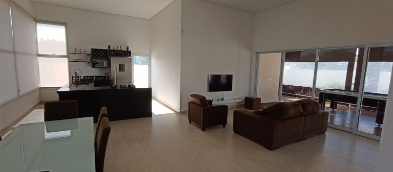 Imagem Casa com 4 Quartos à Venda, 250 m² em Ninho Verde - Porangaba