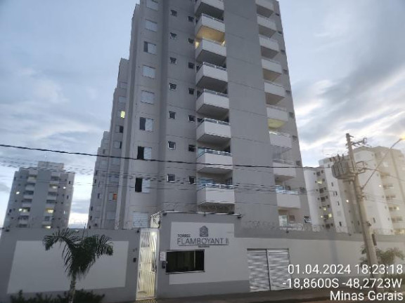 Apartamento com 2 Quartos à Venda, 56 m² em Minas Gerais - Uberlandia