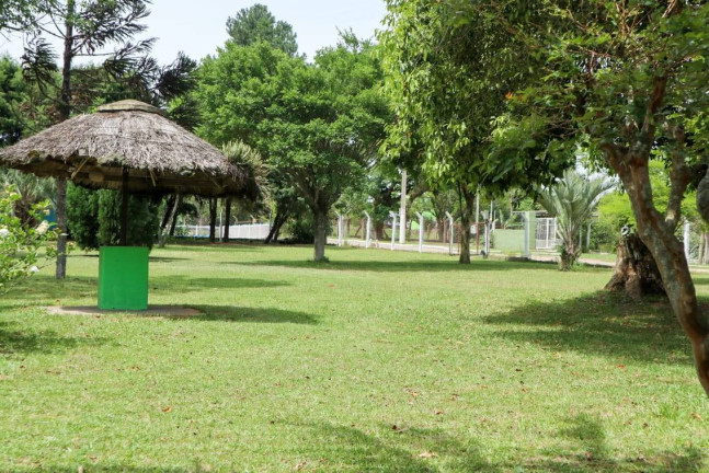 Imagem Casa com 4 Quartos à Venda, 4.672 m² em águas Claras - Viamão
