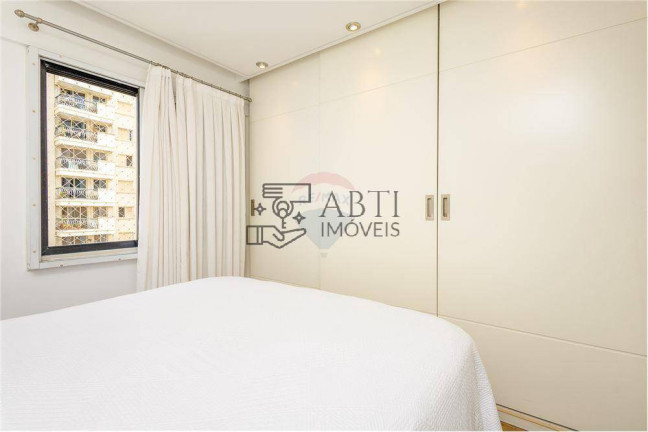 Imagem Apartamento com 3 Quartos à Venda, 100 m² em Moema - São Paulo
