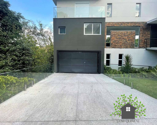 Imagem Casa com 4 Quartos à Venda, 435 m² em Chácara Das Paineiras - Carapicuíba Imagem Casa com 4 Quartos à Venda, 435 m² em Chácara Das Paineiras - Carapicuíba