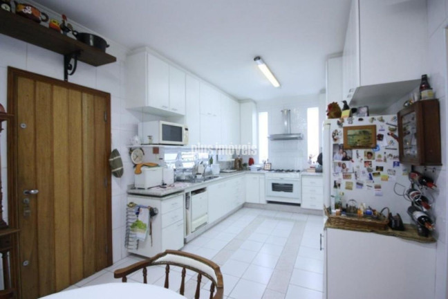 Imagem Casa com 5 Quartos à Venda, 250 m² em Jardim Paulista - São Paulo