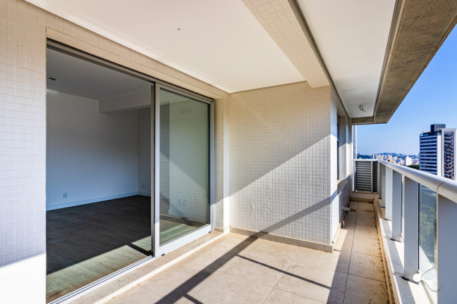 Imagem Imóvel com 2 Quartos à Venda, em Petrópolis - Porto Alegre Imagem Imóvel com 2 Quartos à Venda, em Petrópolis - Porto Alegre