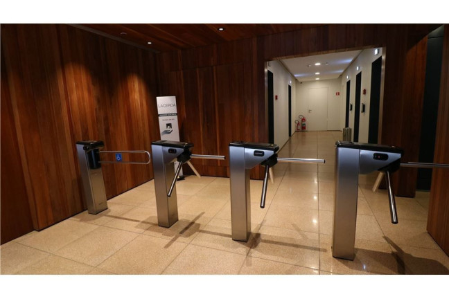 Imagem Sala Comercial à Venda, 218 m² em Vila Madalena - São Paulo Imagem Sala Comercial à Venda, 218 m² em Vila Madalena - São Paulo