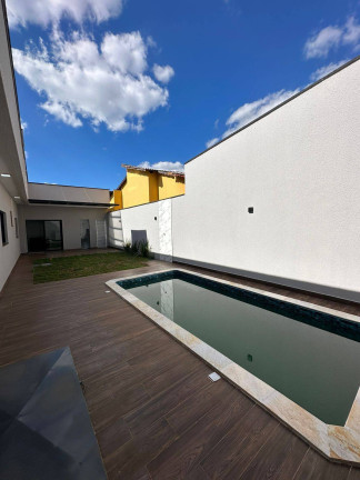 Imagem Casa com 3 Quartos à Venda, 169 m² em Residencial Recanto Do Bosque - Goiânia Imagem Casa com 3 Quartos à Venda, 169 m² em Residencial Recanto Do Bosque - Goiânia