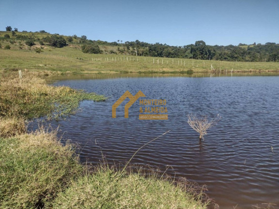 Imagem Fazenda à Venda, 121.000 m² em Vale San Fernando - Itapetininga
