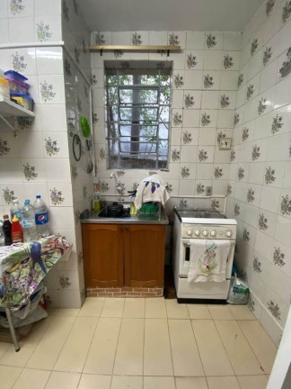 Imagem Apartamento com 1 Quarto à Venda, 43 m² em Centro Histórico - Porto Alegre Imagem Apartamento com 1 Quarto à Venda, 43 m² em Centro Histórico - Porto Alegre