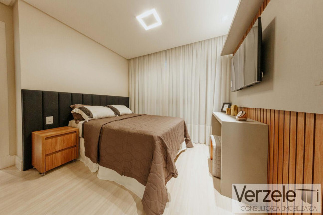 Imagem Apartamento com 3 Quartos à Venda, 164 m² em Pioneiros - Balneário Camboriú Imagem Apartamento com 3 Quartos à Venda, 164 m² em Pioneiros - Balneário Camboriú