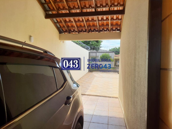 Imagem Casa com 5 Quartos à Venda, 202 m² em Industrial - Londrina Imagem Casa com 5 Quartos à Venda, 202 m² em Industrial - Londrina
